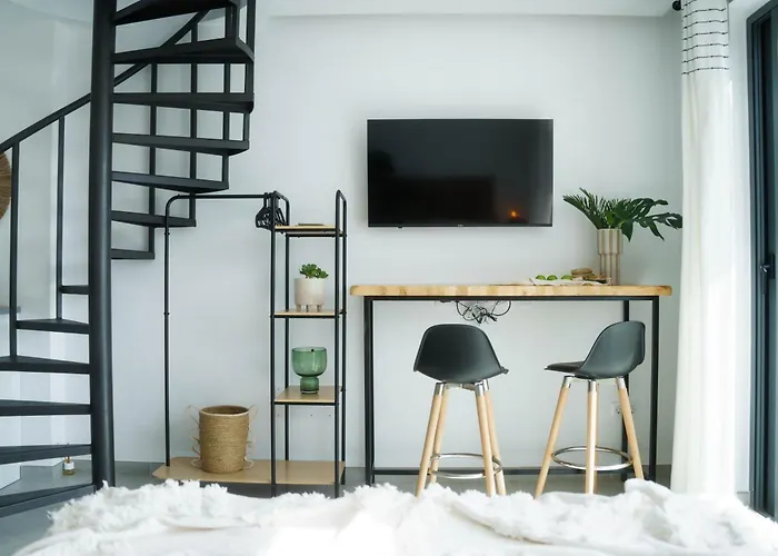 Emerald Suite Plaza
